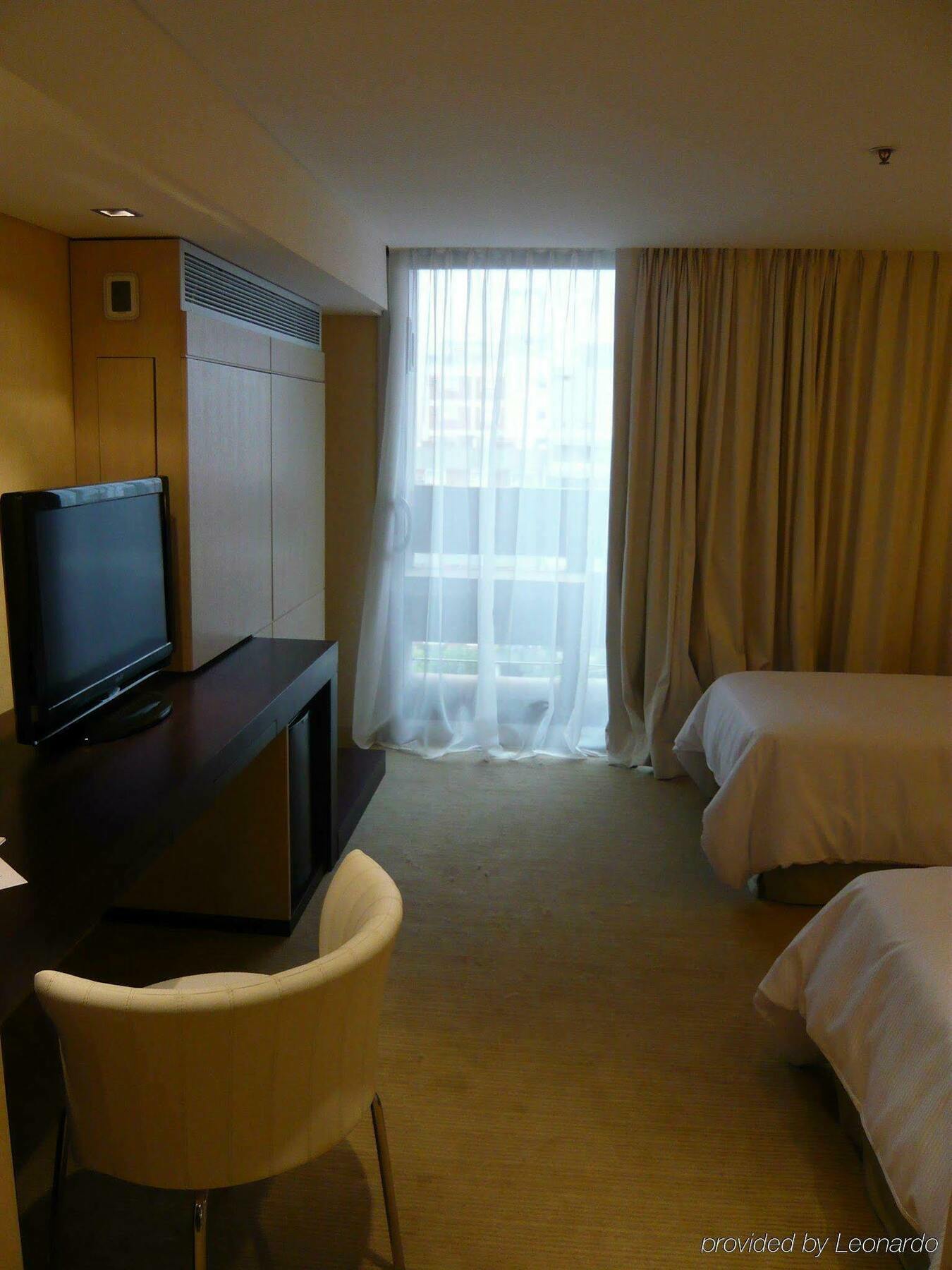 Bagu Urbano Hotel Posadas Phòng bức ảnh